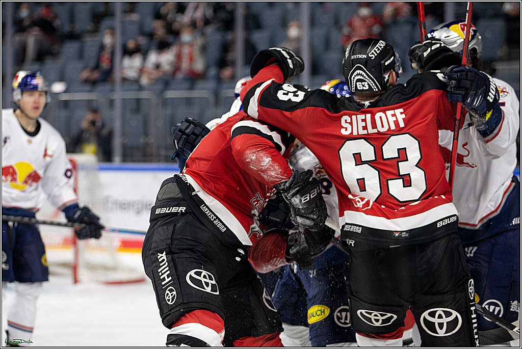 PENNY DEL;  Koelner Haie - Red Bull Muenchen; Koeln, 18.02.2022